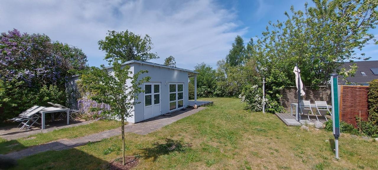 Ferienwohnung Brombeere Mit Grossem Garten Und Balkon Graal-Mueritz Exteriör bild